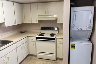 8229 Fairways Cir, Ocala, FL 34472 - Photo 6