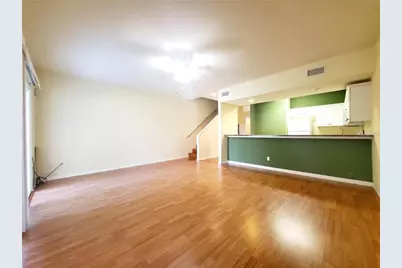 1561 NW 29th Road #8, Gainesville, FL 32605 - Photo 8