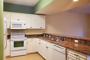 1561 NW 29 Rd, Gainesville, FL 32605 - Photo 6