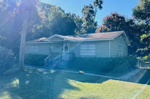 1315 NW 16th Ave, Chiefland, FL 32626 - Photo 6