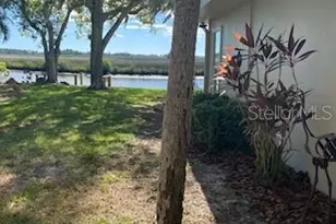 11550 W Bayshore Dr, Crystal River, FL 34429 - Photo 16