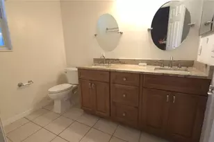 5909 SW 86th Dr, Gainesville, FL 32608 - Photo 8