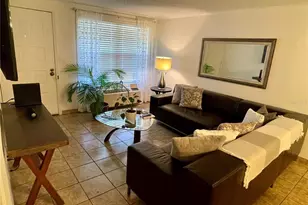 2490 SW 14th Dr, Gainesville, FL 32608 - Photo 2