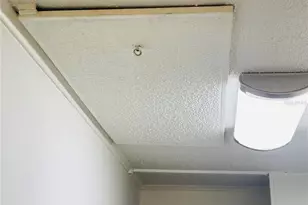 2490 SW 14th Dr, Gainesville, FL 32608 - Photo 18