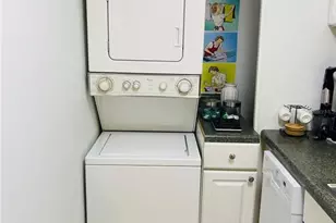 2490 SW 14th Dr, Gainesville, FL 32608 - Photo 14