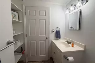 2490 SW 14th Dr, Gainesville, FL 32608 - Photo 14