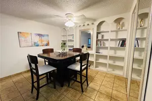 2490 SW 14th Dr, Gainesville, FL 32608 - Photo 10