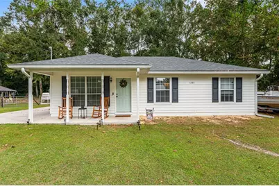 1233 SW 4th Avenue, Trenton, FL 32693 - Photo 1