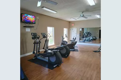 1810 NW 23rd Boulevard #165, Gainesville, FL 32605 - Photo 36