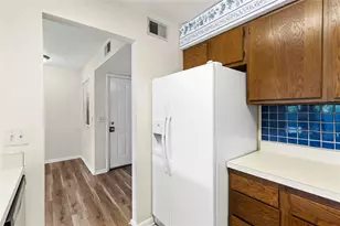 4345 SW 20th Ln, Gainesville, FL 32607 - Photo 8