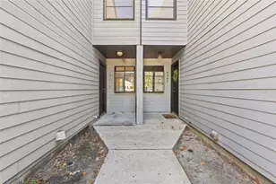 4345 SW 20th Ln, Gainesville, FL 32607 - Photo 2