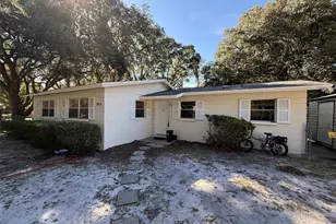 3818 NE 13th Dr, Gainesville, FL 32609 - Photo 2