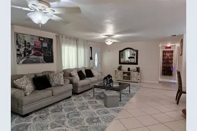 2305 NW 48th Terrace W, Gainesville, FL 32606 - Photo 4