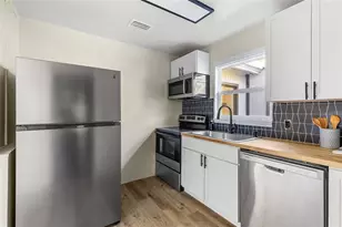 3425 NW 3rd St, Gainesville, FL 32609 - Photo 14