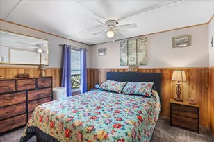 7639 NW 6th St, Bell, FL 32619 - Photo 14