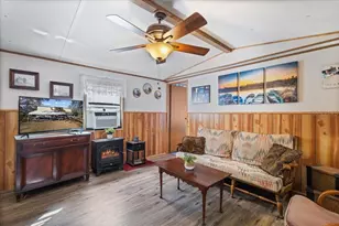 7639 NW 6th St, Bell, FL 32619 - Photo 6