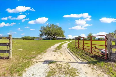 7935 SE 121st Place, Belleview, FL 34420 - Photo 4