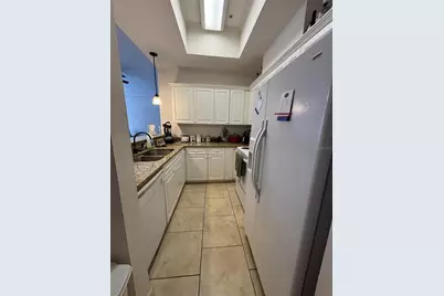 325 NW 14th Street #308, Gainesville, FL 32603 - Photo 6