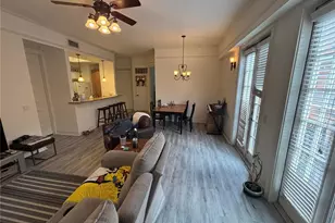 325 NW 14th St, Gainesville, FL 32603 - Photo 4