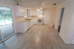 3442 Red Oak Cir E, Orange Park, FL 32073 - Photo 10