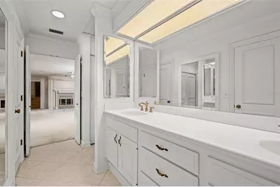 2425 NW 26th Place, Gainesville, FL 32605 - Photo 30