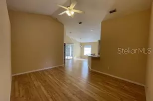 2172 NW 50th Pl, Gainesville, FL 32605 - Photo 4