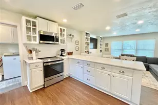 405 NW 123rd St, Newberry, FL 32669 - Photo 4