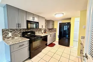 1810 NW 23rd Blvd, Gainesville, FL 32605 - Photo 6