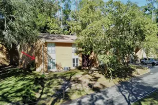 1810 NW 23rd Blvd, Gainesville, FL 32605 - Photo 2