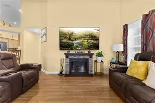 25415 SW 15th Ave, Newberry, FL 32669 - Photo 8