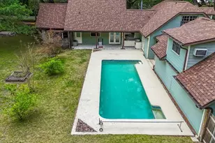 353 NW 3 Ave, Micanopy, FL 32667 - Photo 4