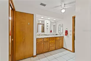 353 NW 3 Ave, Micanopy, FL 32667 - Photo 40