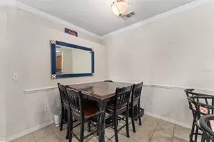 1142 SW 9th Rd, Gainesville, FL 32601 - Photo 12