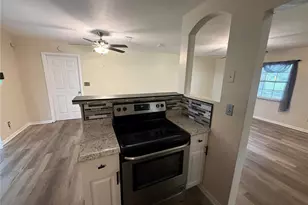 5515 NW 27th Terrace, Gainesville, FL 32653 - Photo 4