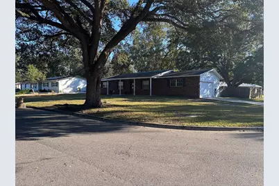 5515 NW 27th Terrace, Gainesville, FL 32653 - Photo 2