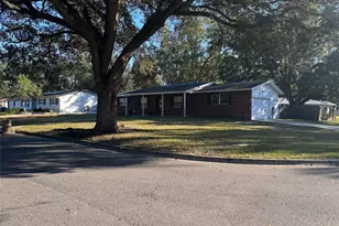 5515 NW 27th Terrace, Gainesville, FL 32653 - Photo 2