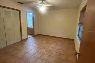 4035 NW 37th Dr, Gainesville, FL 32606 - Photo 10