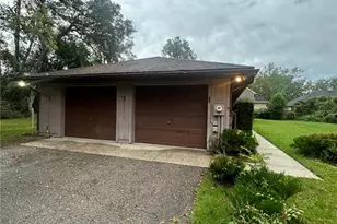 4035 NW 37th Dr, Gainesville, FL 32606 - Photo 2