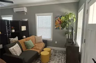 315 NW 4th Pl, Gainesville, FL 32601 - Photo 2