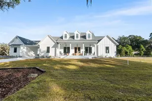 17104 SW 11th Ct, Newberry, FL 32669 - Photo 2