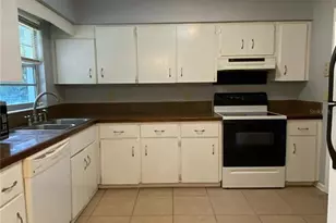 253 NW 3rd Ave, Micanopy, FL 32667 - Photo 16