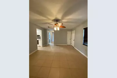 253 NW 3rd Avenue, Micanopy, FL 32667 - Photo 4