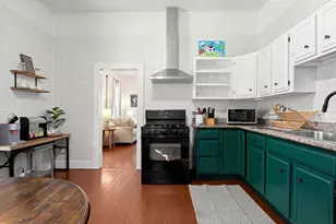 101 NE 9th St, Gainesville, FL 32601 - Photo 8