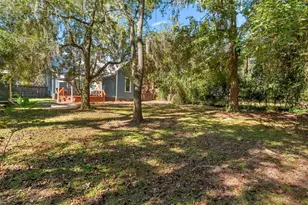 101 NE 9th St, Gainesville, FL 32601 - Photo 32