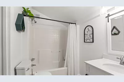 101 NE 9th Street, Gainesville, FL 32601 - Photo 12