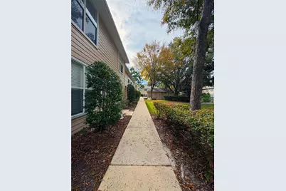 3521 SW 30th Way #105, Gainesville, FL 32608 - Photo 4