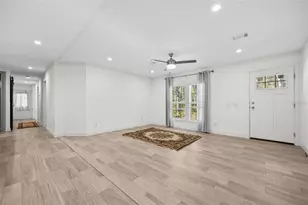 7577 Hot Springs Ct, Keystone Heights, FL 32656 - Photo 6