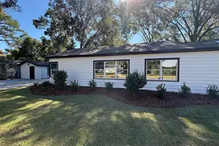 1217 NE 4 St, Gainesville, FL 32601 - Photo 4