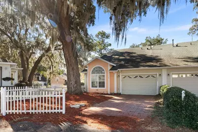 10804 NW 65th Way, Alachua, FL 32615 - Photo 2