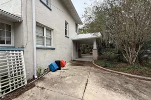 404 NE 10th Ave, Gainesville, FL 32601 - Photo 16